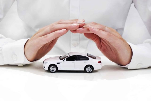 Tại Hà Nội, chủ xe ô tô bắt buộc phải mua bảo hiểm nếu không muốn bị phạt khi lưu thông