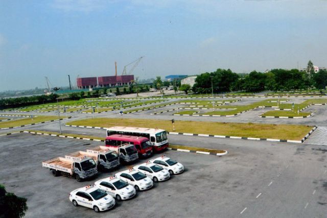 Bằng lái xe hạng C1 được xem như phiên bản thay thế cho bằng B2 trước đây