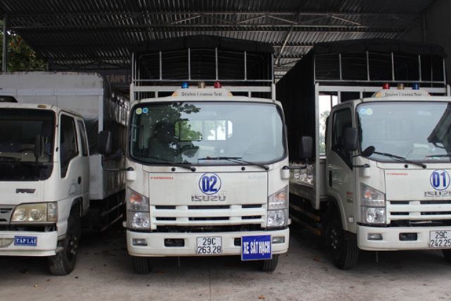 Quy định đối với học viên thi C1 lần đầu khác với trường hợp nâng hạng từ bằng B