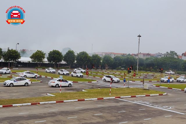 Nắm vững nguyên lý hoạt động của ô tô sẽ giúp bạn thực hành lái xe thuận lợi và hiệu quả hơn