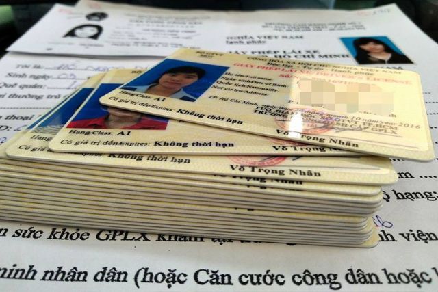 Giấy phép lái xe có thể được đổi hoặc cấp lại trực tuyến qua Cổng Dịch vụ công Quốc gia.