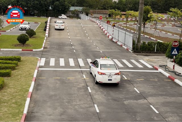 Học viên có thể linh hoạt chọn lịch học với sự hướng dẫn tận tình từ giáo viên