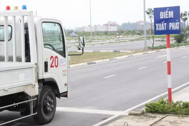 Bằng C là một trong những GPLX được nhiều người lựa chọn khi đăng ký học lái xe ô tô