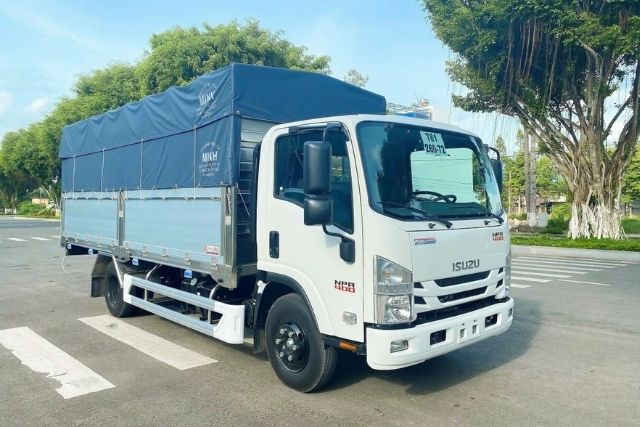 Bằng C1 cho phép người lái điều khiển xe tải trong phạm vi đến 7,5 tấn theo quy định.